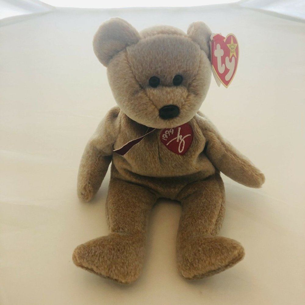 Ty Beanie Babies 1999 Signature Bear Red Heart
